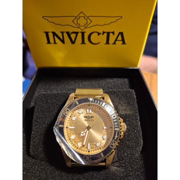 Invicta 49690 retail 199.00 Specialty Watch - Picture 1 of 3